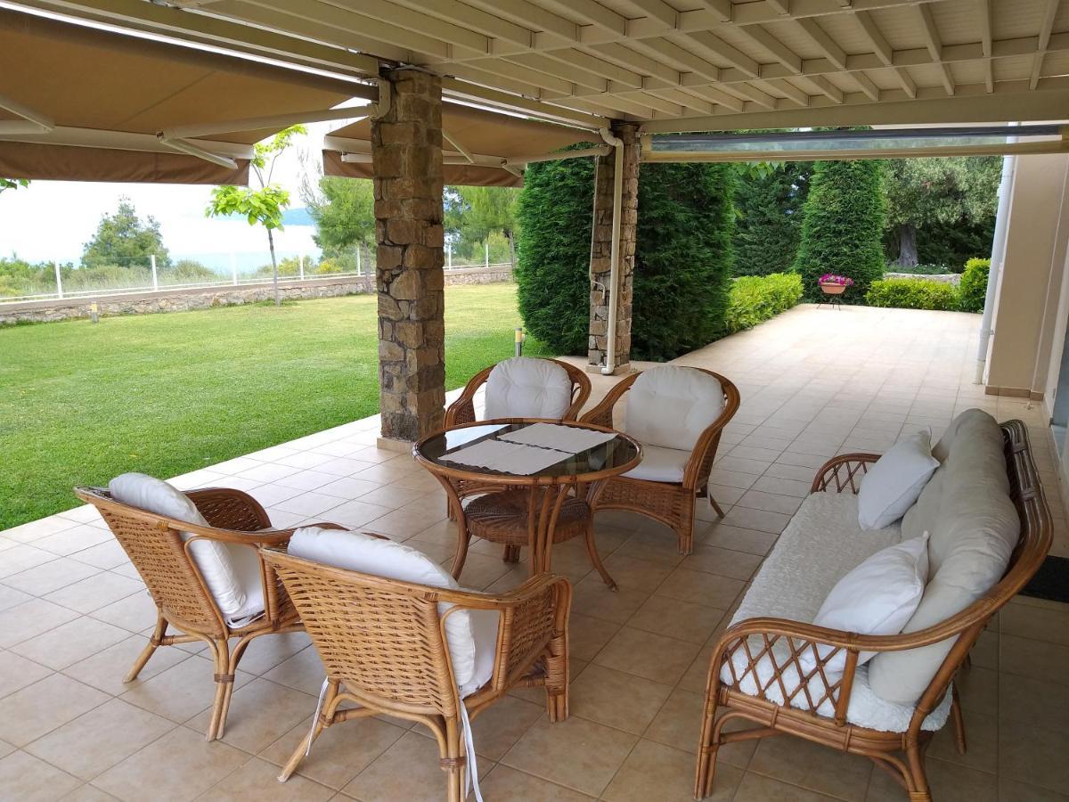 Villa Achilleos Посиди Екстериор снимка